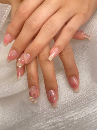 ネイル More Glam渋谷店のネイルデザイン