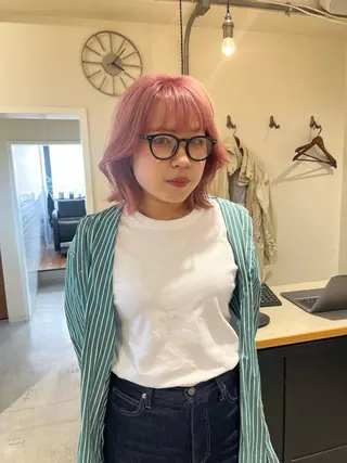 ミディアム カラー 🦮shiori アイドルオタク🦮のヘアスタイル