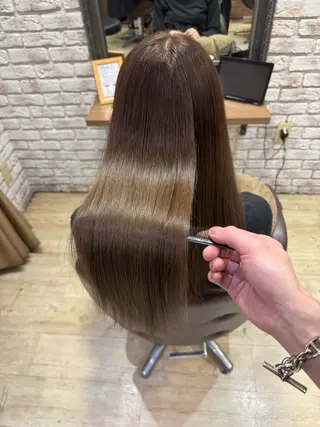 ロング 古川 流久のヘアスタイル