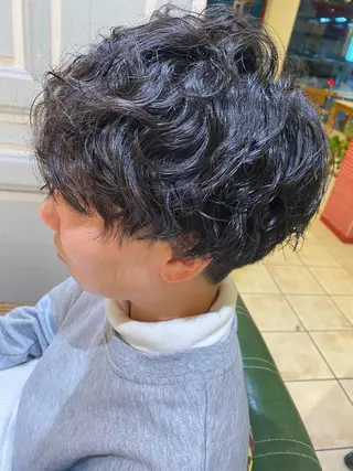 ショート パーマ 斎藤 彩香のヘアスタイル