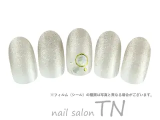 ネイル 藤本 千明のネイルデザイン