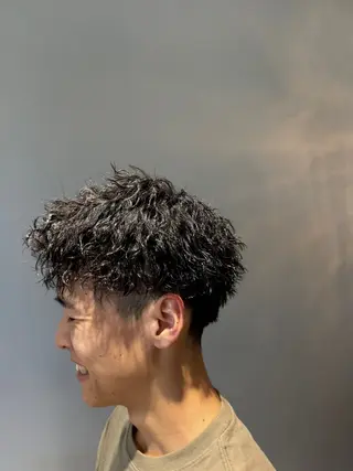 パーマ メンズ ブリーチ無しダブル カラー特化/🫧中村のヘアスタイル