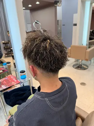 ショート カラー パーマ ヘアアレンジ メンズ キッズ 【メンズパーマ特化】 壱岐祥一朗のヘアスタイル