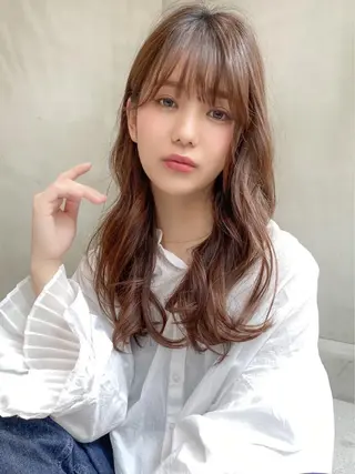 ロング カラー MUSASHI ブリーチカラー◎のヘアスタイル