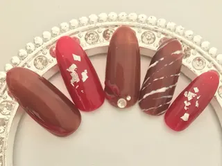 ミディアム Verest 西荻窪のネイルデザイン