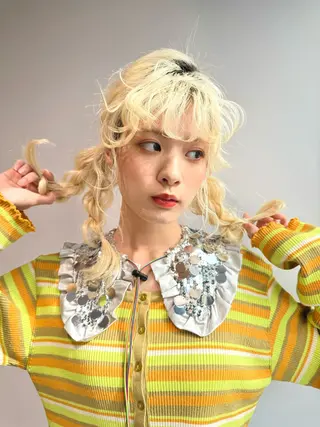 セミロング カラー ヘアアレンジ 垢抜け/レイヤー/ ハイトーン/アスナのヘアスタイル