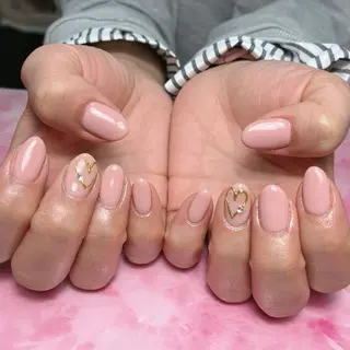 ミディアム hs nail salonのネイルデザイン