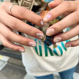 ネイル 河野 弥月のネイルデザイン