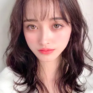 ミディアム カラー パーマ JYUNESU表参道所属・韓国ヘア🇰🇷🎀 透明感カラーのヘアスタイル