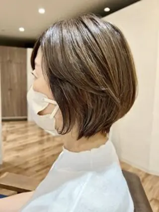 ミディアム イシカワ ユウタのヘアスタイル