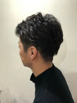 ショート パーマ メンズ vi viのヘアスタイル