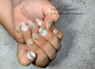 ネイル LAVISH nail salonのネイルデザイン