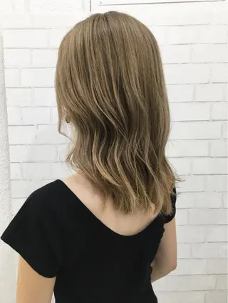 ミディアム カラー 宇田川 直輝のヘアスタイル
