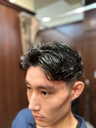 ミディアム ヒロギンザ　新橋店所属・アサノ ソウタのヘアスタイル