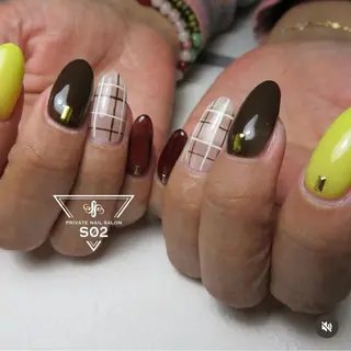 ネイル S02 𝙲𝚑𝚒𝚎のネイルデザイン