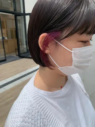ショート カラー ヘアアレンジ yuka .のヘアスタイル