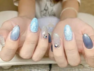 ネイル ECLAT エクラ所属・寺山 千鶴のネイルデザイン