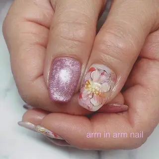 ネイル arm in arm ︎✿Yamamotoのマツエク・マツパデザイン