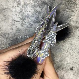 ネイル Starliy所属・~Starliy~ 三重県津市のネイルデザイン