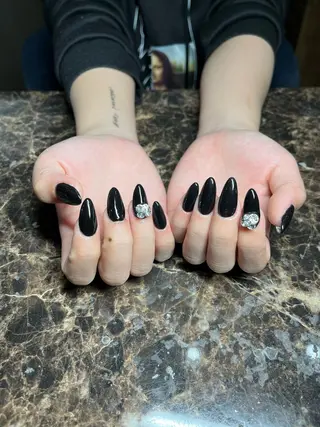 ネイル IROHA Nail 矢掛萌子のネイルデザイン