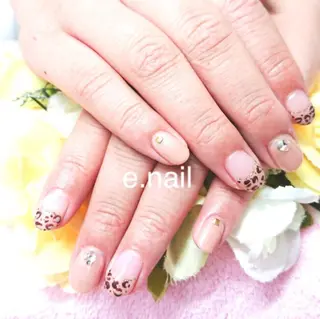 ネイル e.nail所属・和賀井 恵理のネイルデザイン