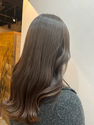 ロング カラー LoE[ロエ]桃井 香菜子のヘアスタイル