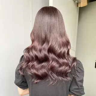 ミディアム ❤︎ワンホンガーリー なハイトーンヘア❤︎のヘアスタイル