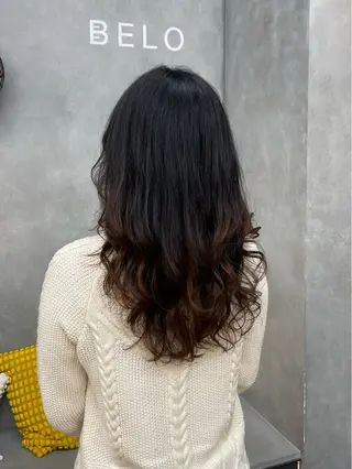 ロング BELO 大阪店所属・BELO OSAKA カエデのヘアスタイル