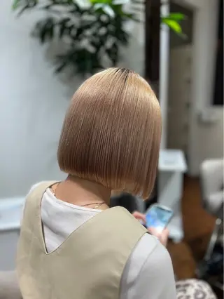 ショート Elsa所属・繁田 朱音のヘアスタイル