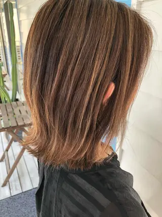 ミディアム カラー AUBE HAIR citrine所属・石垣島/美容師 Moeのヘアスタイル