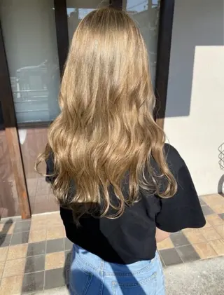 カラー 梶 瑞希のヘアスタイル