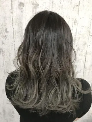 ミディアム カラー ブリーチ毛に縮毛矯正 ✨カラー✨山田 正幸のヘアスタイル