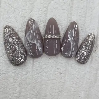 ネイル Nail salon Honey Beeのネイルデザイン