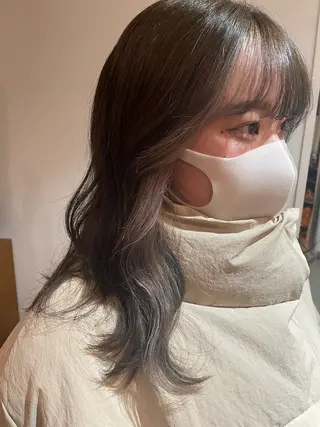 セミロング カラー 🌊インナーカラー 🐬櫻井海星のヘアスタイル