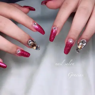 ネイル Gracias. rieのネイルデザイン