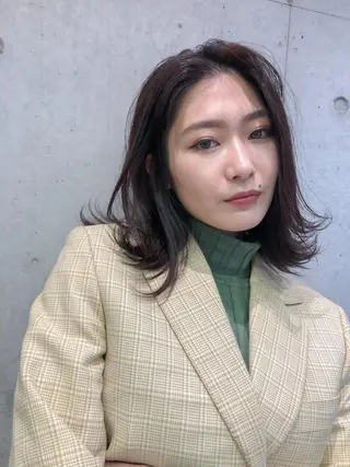 ミディアム カラー rii-🩰 トレンド韓国ヘアのヘアスタイル