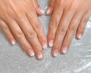 ネイル VIERU 🌈🎀💖のネイルデザイン