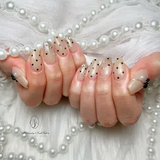 ネイル M2 BEAUTY Marieのネイルデザイン