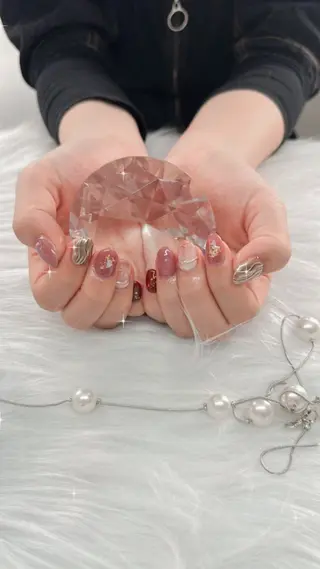 ネイル 中西 美羽のネイルデザイン