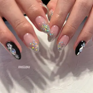 ネイル mayu 𓃠のネイルデザイン