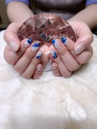 ネイル B.rose ビビのネイルデザイン