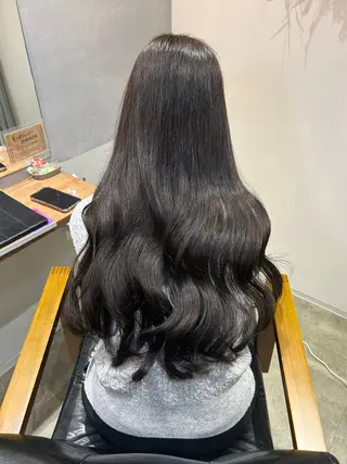 カラー 杉田 理胡のヘアスタイル