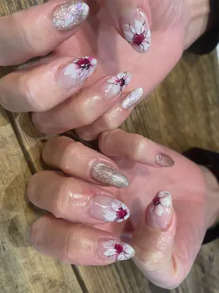 ネイル 佐藤  悠子のネイルデザイン