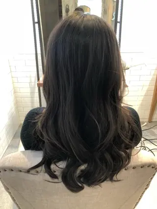 ロング 川野 賢のヘアスタイル