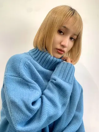 ショート カラー ヘアアレンジ 🧨ブリーチー×ボブ レイヤー💎じゅえるのヘアスタイル