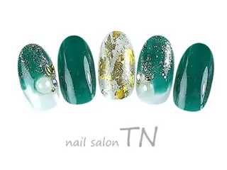 ネイル 中島 実穂のネイルデザイン