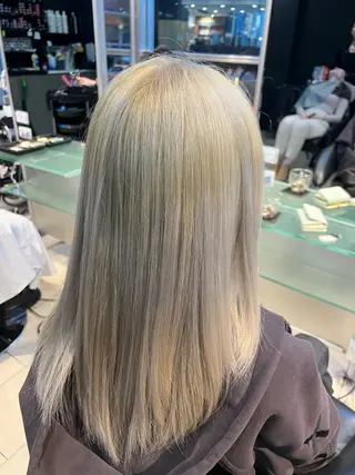 カラー 舟橋 瑞稀のヘアスタイル