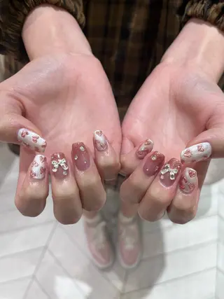 ネイル ∴Sanae. ∴ トータルビューティーのマツエク・マツパデザイン