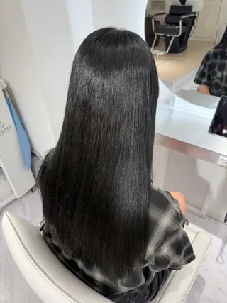 ロング YOLO 渋谷 RIONAのヘアスタイル