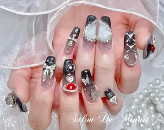 ネイル Momo 🤍のネイルデザイン